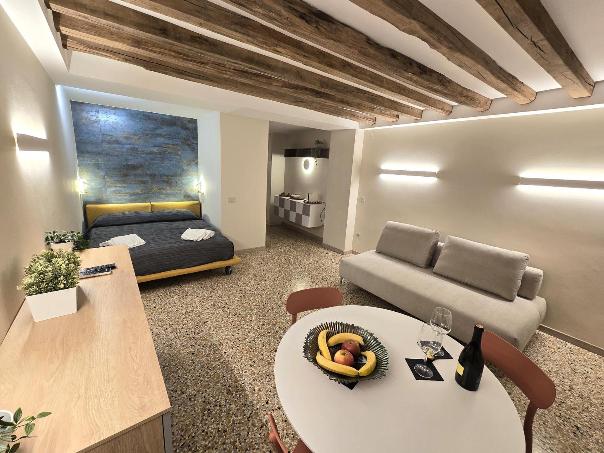 Cozy Studio With Canal View Venise Extérieur photo