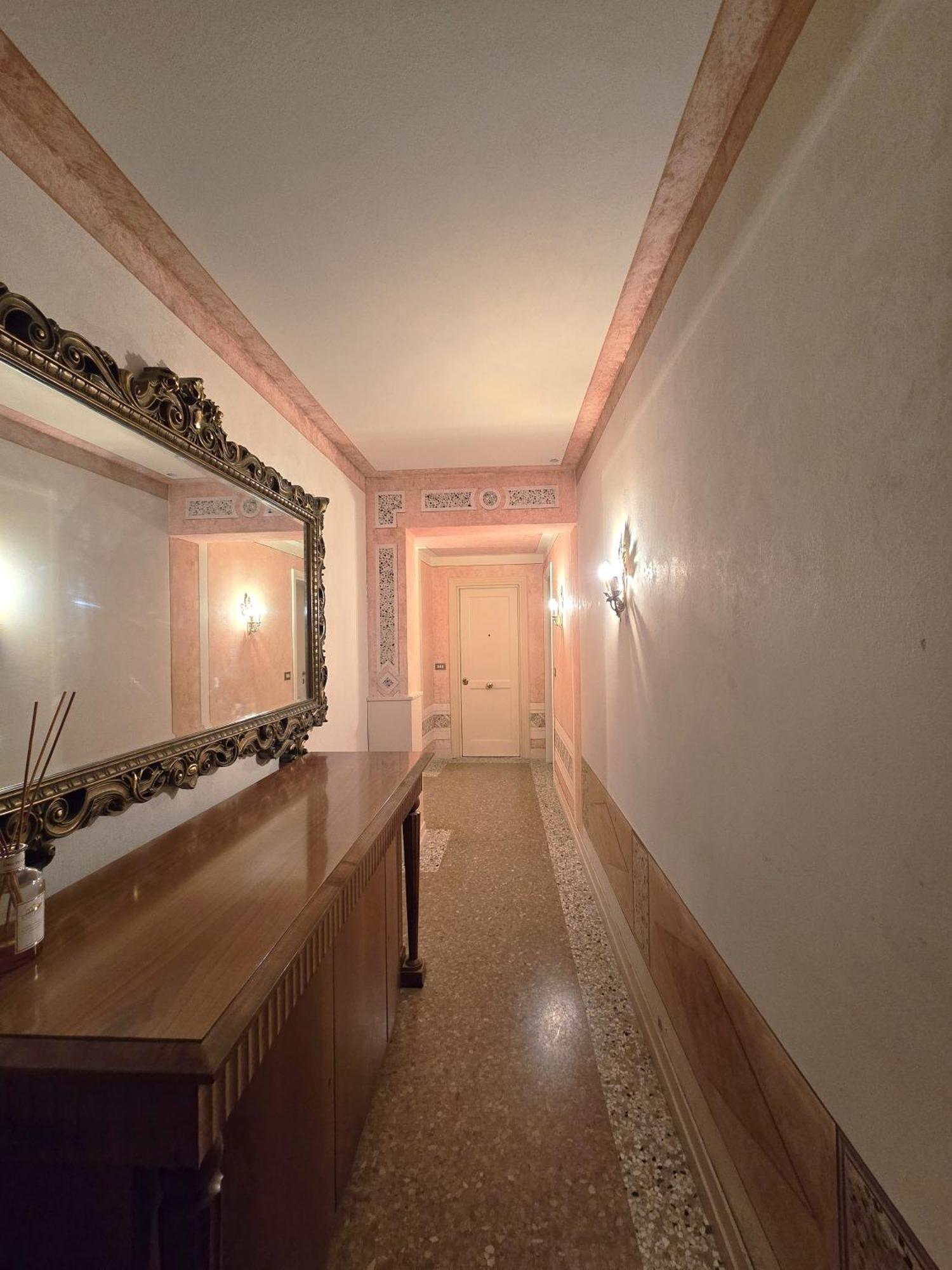 Cozy Studio With Canal View Venise Extérieur photo